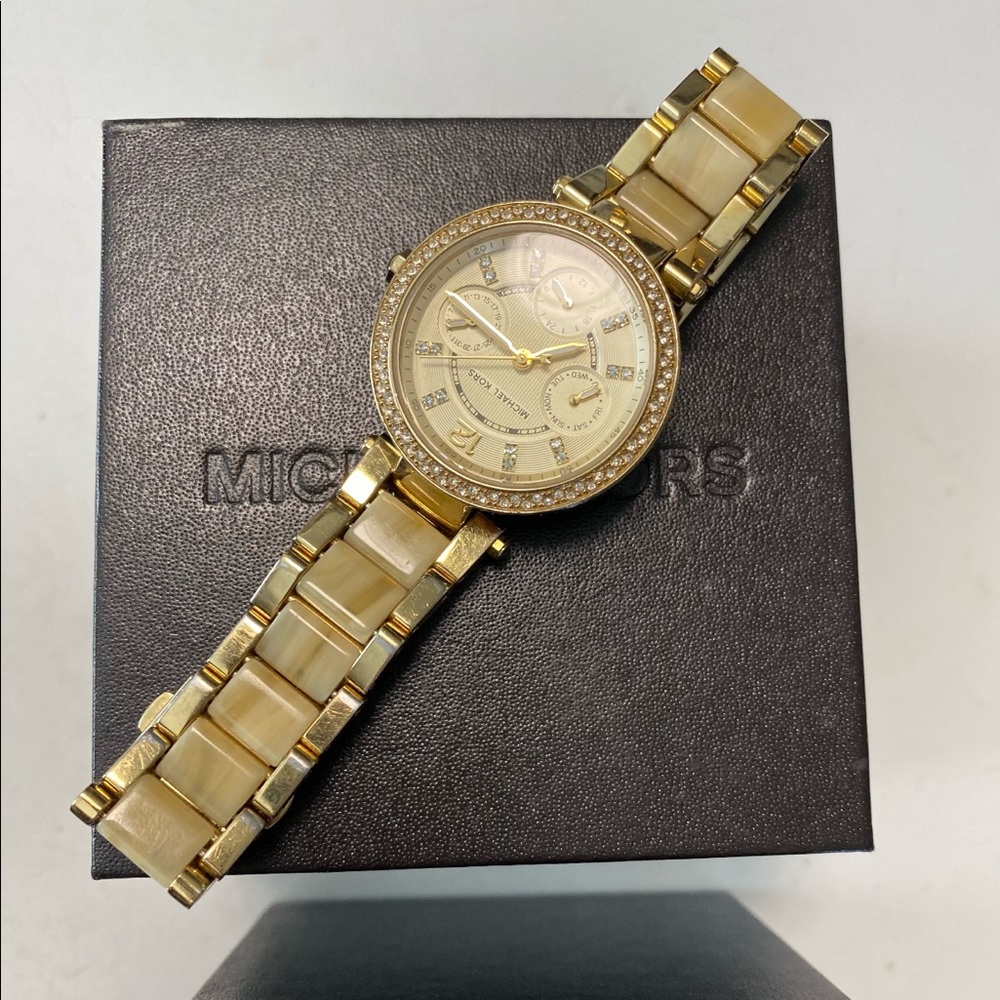 Michael kors watch - Picture 3 of 3